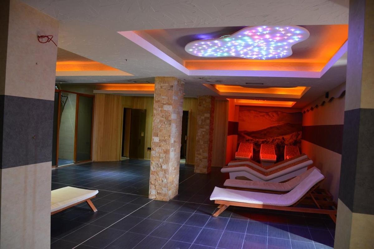 Ski & Spa K2 Milmari Resort Lux Kopaonik Eksteriør bilde